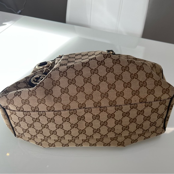 Gucci GG Canvas Sukey Medium Tote - Picture 2 of 15